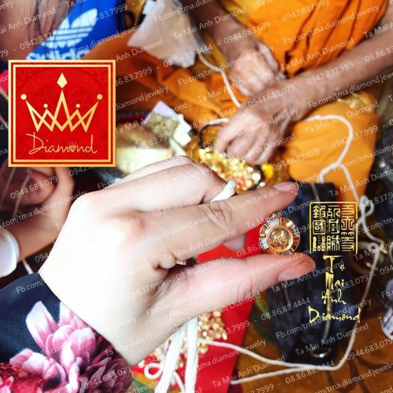 27654952_776330042562409_8199727692517210078_n